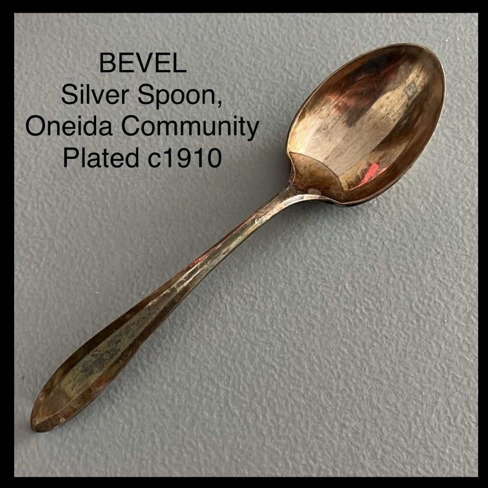 Elegant BEVEL Silver Spoon, Oneida Community Plate c1910